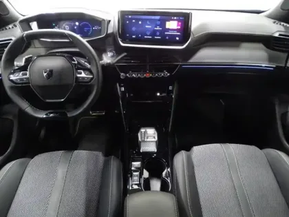 Photo 9 Peugeot 2008  1.2 Hybrid 136ch GT e-DCS6