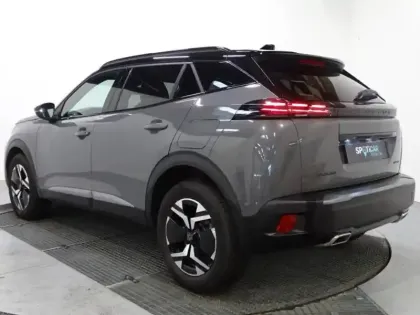 Photo 6 Peugeot 2008  1.2 Hybrid 136ch GT e-DCS6