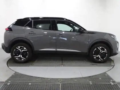 Photo 5 Peugeot 2008  1.2 Hybrid 136ch GT e-DCS6