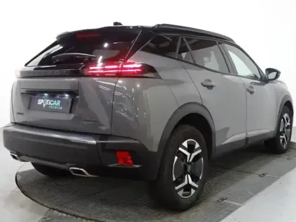 Photo 7 Peugeot 2008  1.2 Hybrid 136ch GT e-DCS6