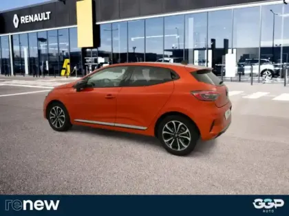 Photo 9 Renault Clio  1.6 E-Tech 145ch full hybrid Techno - 24