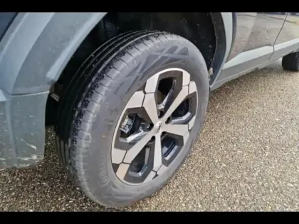 Photo 12 Dacia Bigster  1.8 hybrid 155ch Journey