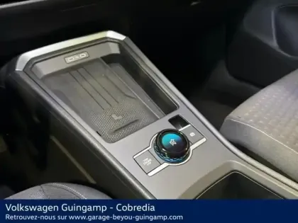 Photo 13 Volkswagen T-roc  1.5 eTSI 116ch Life DSG7