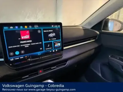 Photo 8 Volkswagen T-roc  1.5 eTSI 116ch Life DSG7