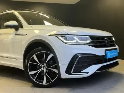 Photo 6 Volkswagen Tiguan  2.0 TDI 150ch R-Line DSG7