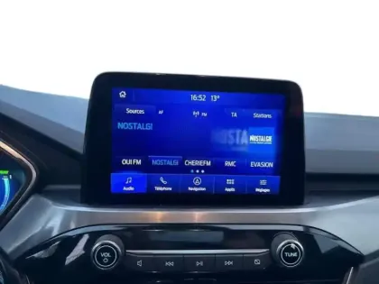 Photo 11 Ford Kuga  2.5 Duratec 190ch FHEV E85 Titanium BVA