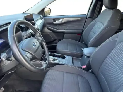 Photo 21 Ford Kuga  2.5 Duratec 190ch FHEV E85 Titanium BVA