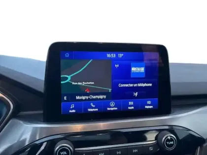 Photo 12 Ford Kuga  2.5 Duratec 190ch FHEV E85 Titanium BVA