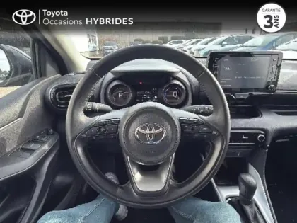 Photo 8 Toyota Yaris  116h Design 5p MC24