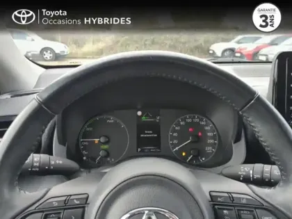 Photo 12 Toyota Yaris  116h Dynamic 5p MC24