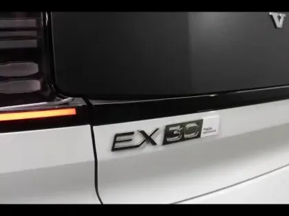 Photo 5 Volvo Ex30  Cross Country Twin Performance 428ch Ultra
