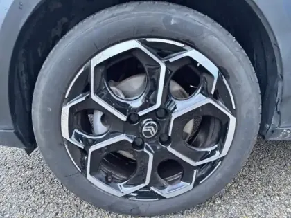 Photo 10 Citroën C3  1.2 Turbo 100ch MAX