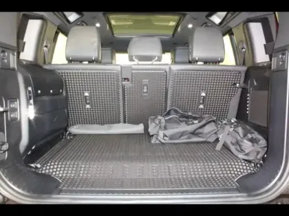 Photo 29 Land rover Defender  110 2.0 P300e PHEV Trophy Edition Keswick Green