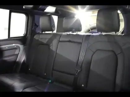 Photo 26 Land rover Defender  110 2.0 P300e PHEV Trophy Edition Keswick Green