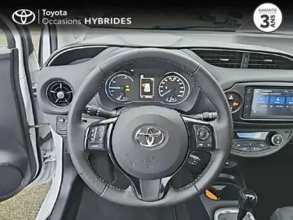 Photo 12 Toyota Yaris  100h Dynamic 5p RC19