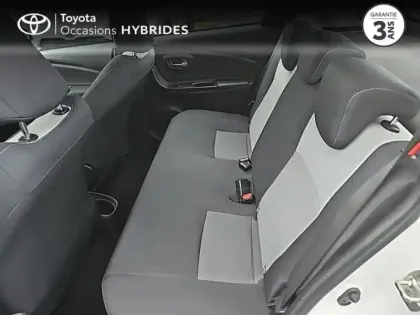 Photo 11 Toyota Yaris  100h Dynamic 5p RC19