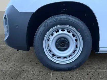 Photo 13 Peugeot Partner  M 600kg 110ch S&S