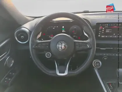 Photo 11 Alfa Romeo Tonale  1.3 PHEV 280ch Veloce AT6 e-Q4