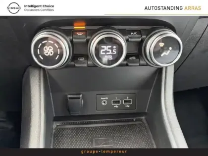 Photo 14 Renault Captur  1.6 E-Tech hybride 145ch Intens -21