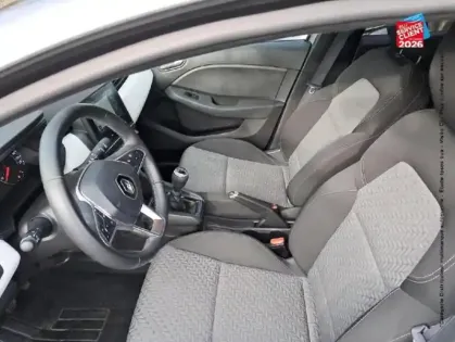 Photo 14 Renault Clio  1.5 Blue dCi 100ch Evolution