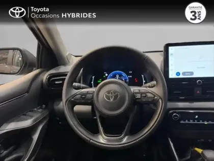 Photo 12 Toyota Yaris  116h Design 5p MY25