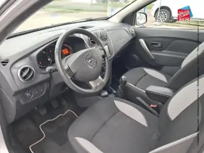 Photo 14 Dacia Sandero  0.9 TCe 90ch Stepway Prestige Euro6