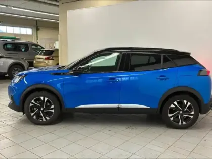 Photo 8 Peugeot 2008  e- 136ch GT