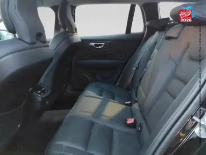 Photo 10 Volvo V60  B4 197ch Ultra Style Dark DCT 7