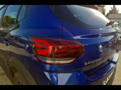 Photo 13 Dacia Sandero  1.0 ECO-G 100ch Stepway Extreme + -24