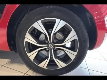 Photo 12 Renault Clio  1.6 E-Tech hybride 140ch Limited -21N