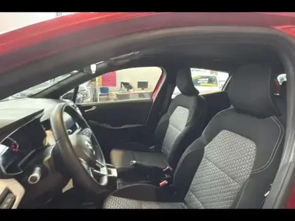 Photo 9 Renault Clio  1.6 E-Tech hybride 140ch Limited -21N