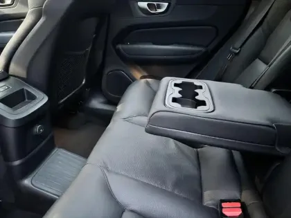 Photo 12 Volvo Xc60  T8 AWD Hybride rechargeable 310 ch+145 ch Geartronic 8