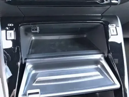 Photo 14 Peugeot 2008  Hybrid 145 e-DCS6