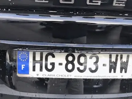 Photo 41 Peugeot 2008  Hybrid 145 e-DCS6