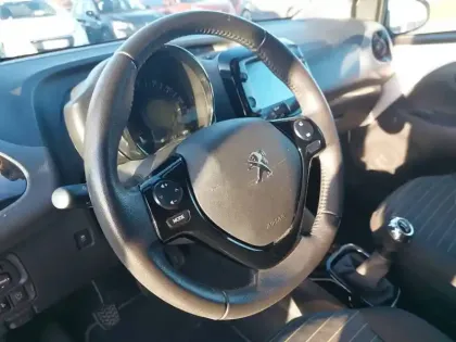 Photo 8 Peugeot 108  VTi 72ch S&S BVM5