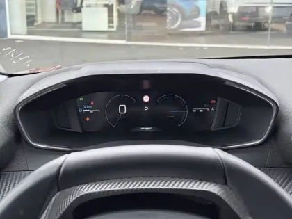 Photo 29 Peugeot 208  Hybrid 110 e-DCS6