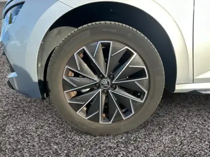 Photo 8 Skoda Kamiq  1.0 TSI Evo 110 ch DSG7