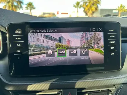 Photo 27 Skoda Kamiq  1.0 TSI Evo 110 ch DSG7