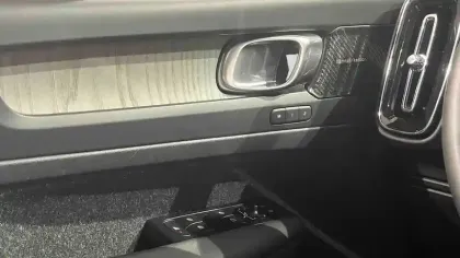 Photo 14 Volvo Xc40  T4 Recharge 129+82 ch DCT7