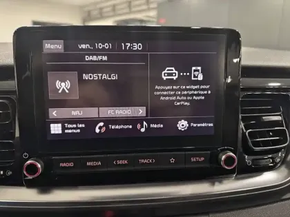 Photo 15 Kia Stonic  1.0 T-GDi 100 ch BVM6