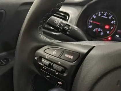 Photo 17 Kia Stonic  1.0 T-GDi 100 ch BVM6