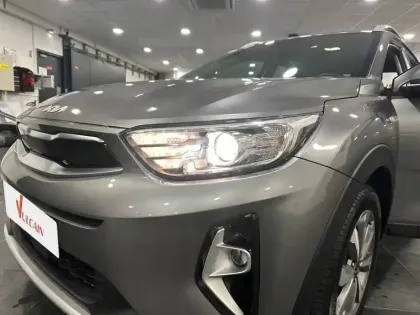 Photo 12 Kia Stonic  1.0 T-GDi 100 ch BVM6