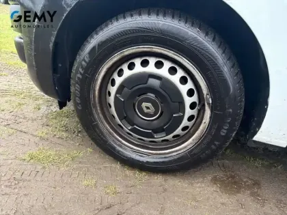 Photo 31 Renault EXPRESS (30) EXPRESS VAN TCE 100 - 22