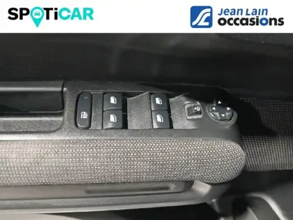 Photo 19 Citroën C3 Aircross  PureTech 110 S&S EAT6