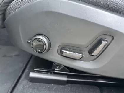 Photo 10 Volvo Xc60  T6 AWD Hybride rechargeable 253 ch+145 ch Geartronic 8