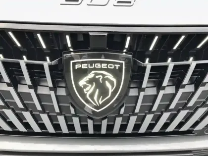 Photo 41 Peugeot 308  Hybrid 145 e-DCS6
