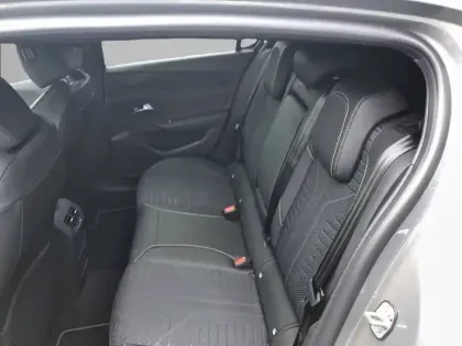 Photo 32 Peugeot 308  Hybrid 145 e-DCS6