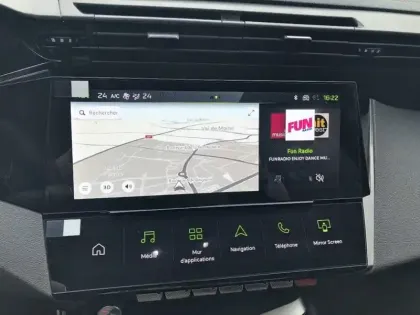 Photo 14 Peugeot 308  Hybrid 145 e-DCS6