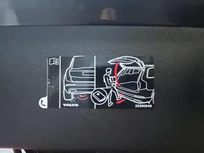 Photo 10 Volvo Xc90  T8 AWD Hybride Rechargeable 310+145 ch Geartronic 8 7pl