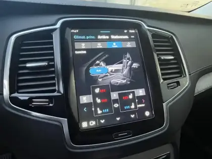 Photo 27 Volvo Xc90  T8 AWD Hybride Rechargeable 310+145 ch Geartronic 8 7pl